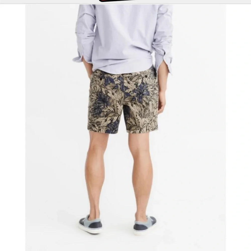Abercrombie Fitch Shorts Floral tropical Print Stretch
Size 34 - Picture 4 of 12